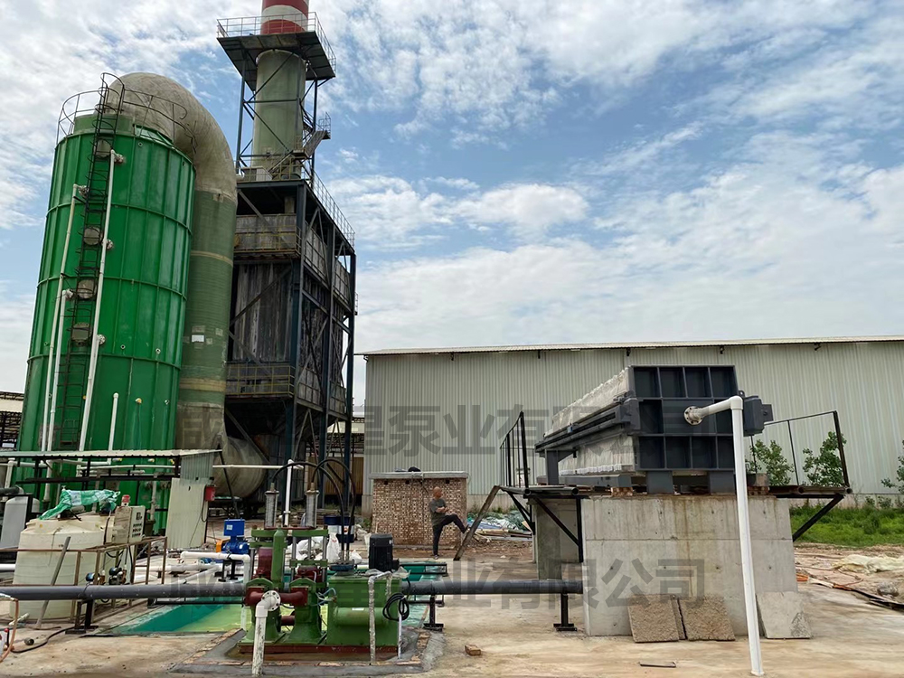 咸陽華星泵業(yè)生產(chǎn)的柱塞泥漿泵在磚廠使用現(xiàn)場 磚廠用壓濾機客戶現(xiàn)場2